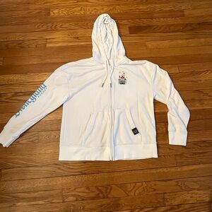 Walt Disneyland Women’s 4 Parks Embroidered Castle White Zip Hoodie Read Measure